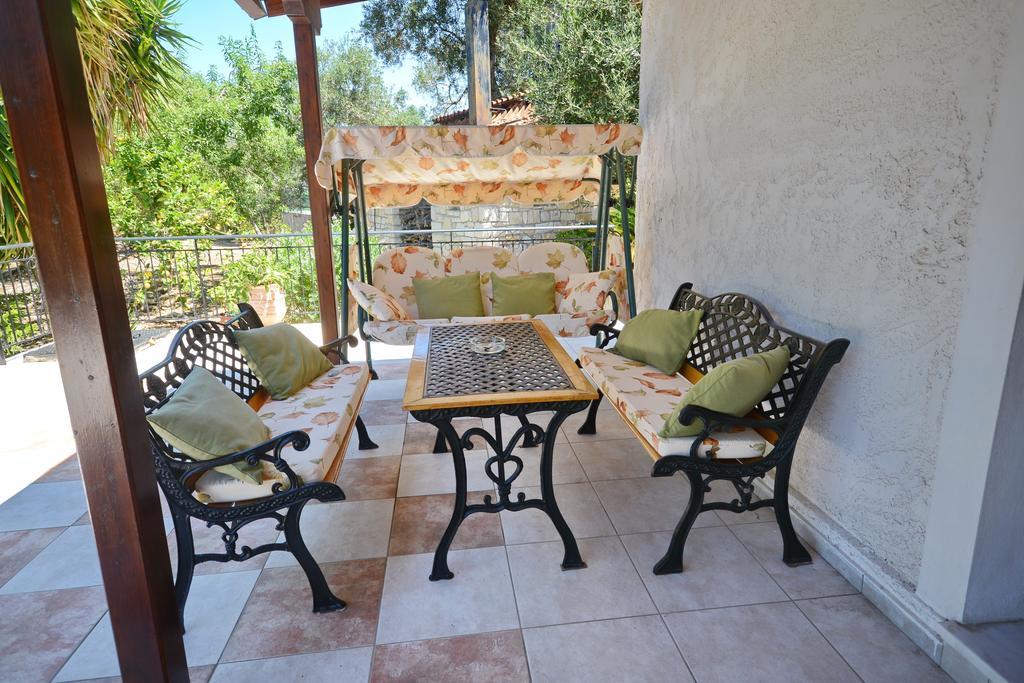 Agrielia Villa Gaios Room photo